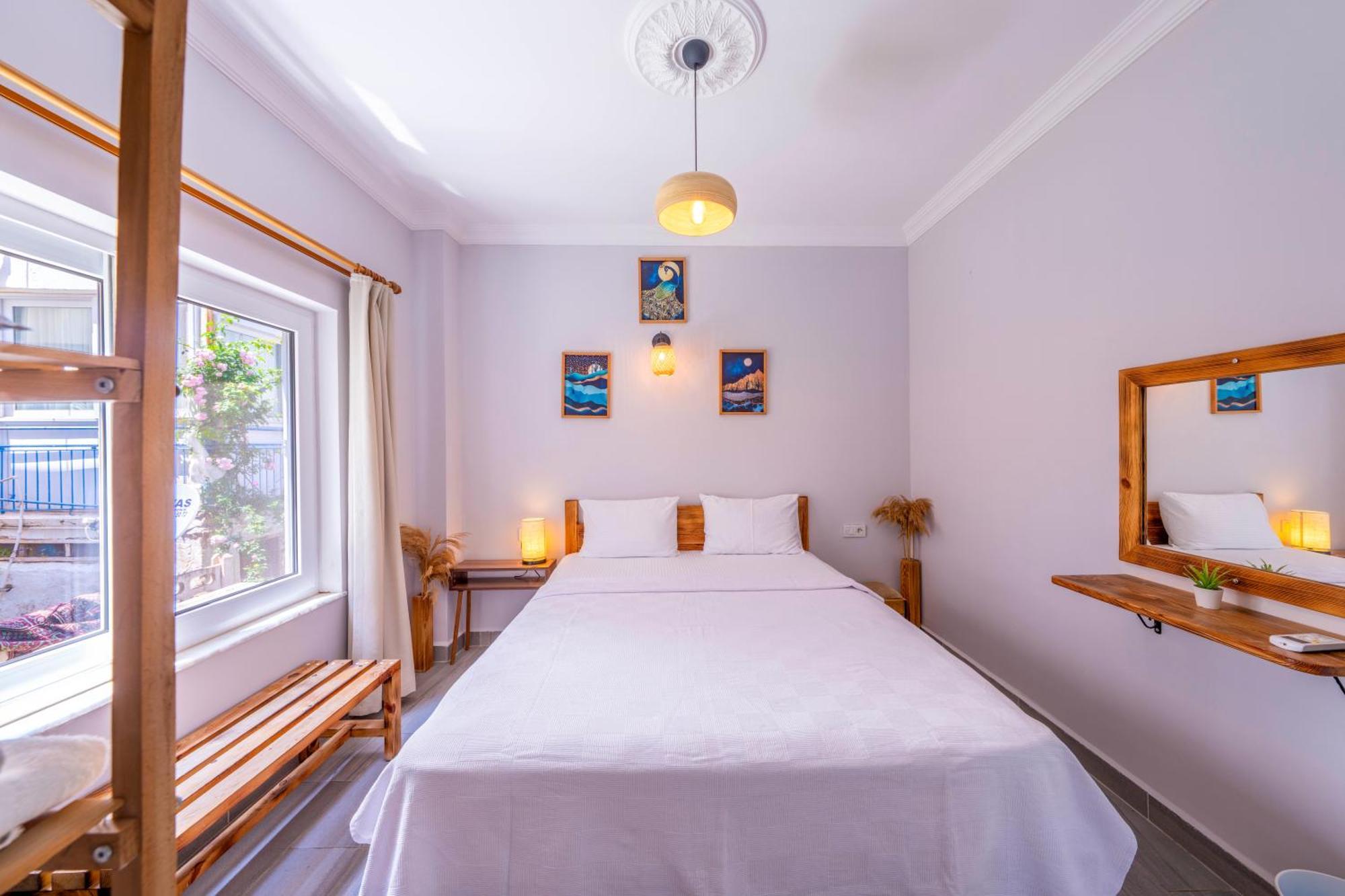 Larex Otel Kas Bagian luar foto