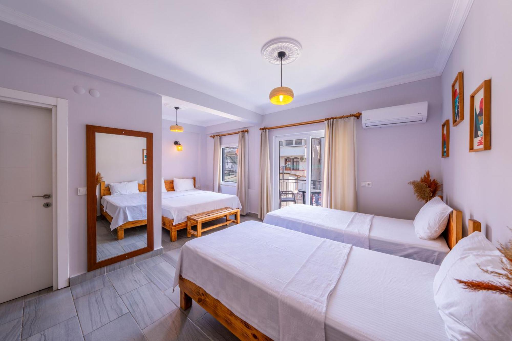 Larex Otel Kas Bagian luar foto