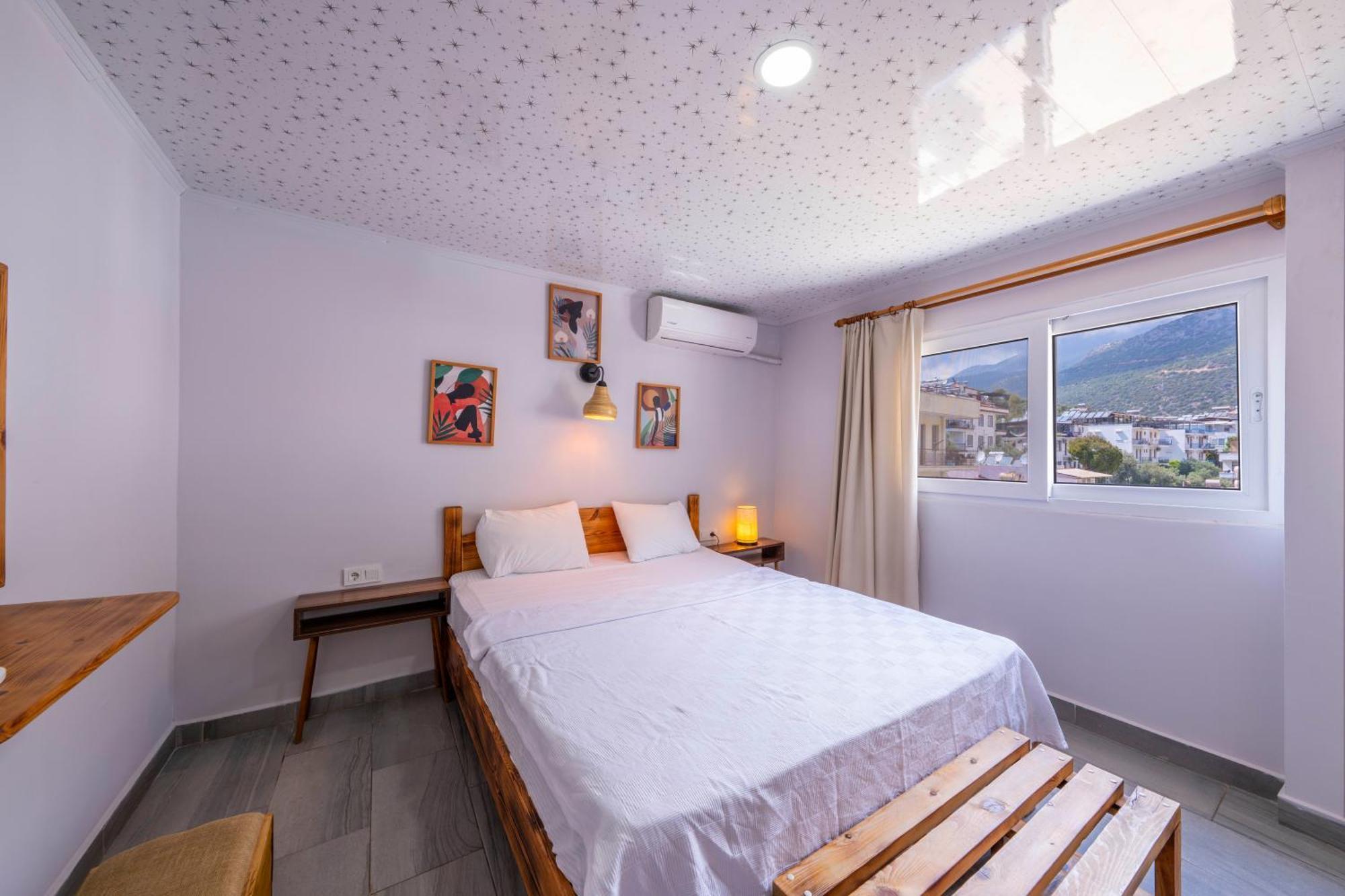 Larex Otel Kas Bagian luar foto